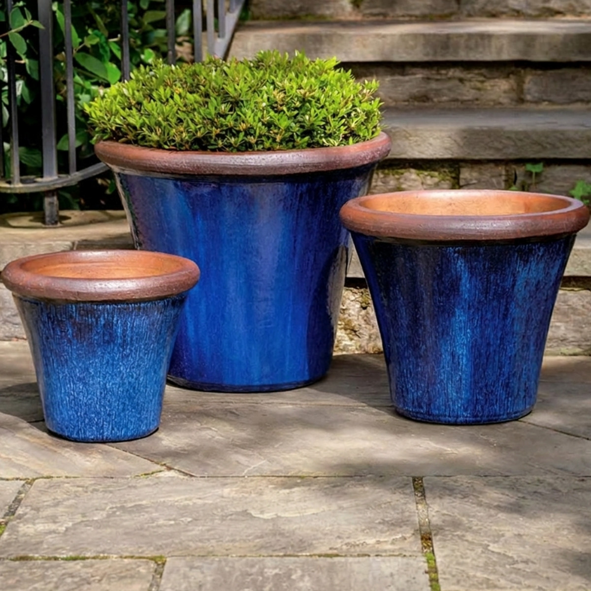 Campania international brighton planters showing textured tapered planters for outdoor spaces