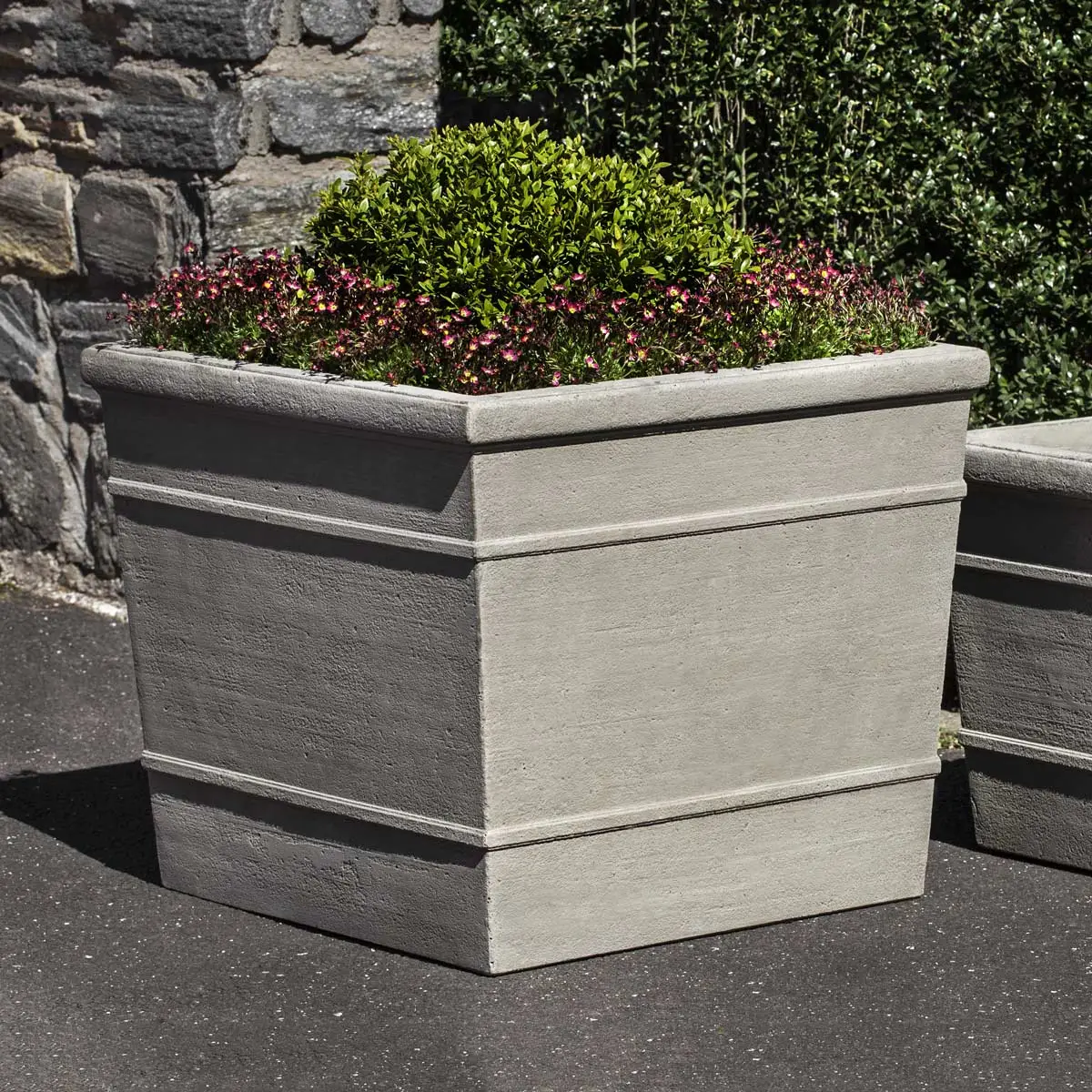 Cast stone planters large marin planter
