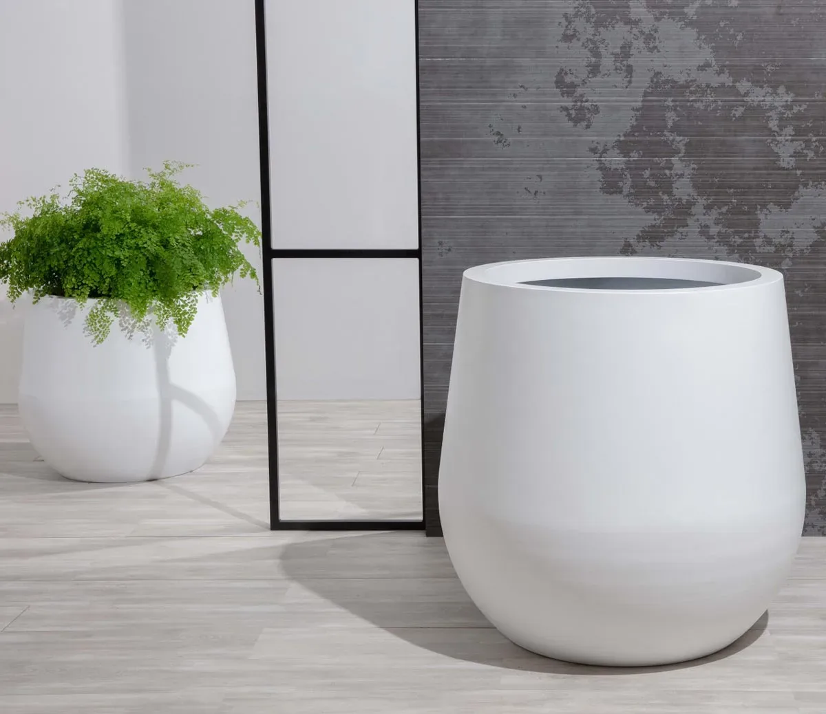 Metal-Planters-VitaBrevis-3 Metal planters vitabrevis 3
