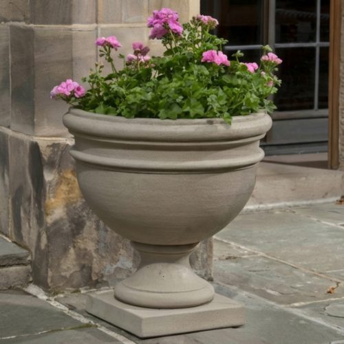Campania international montgomery urn cast stone urn planter