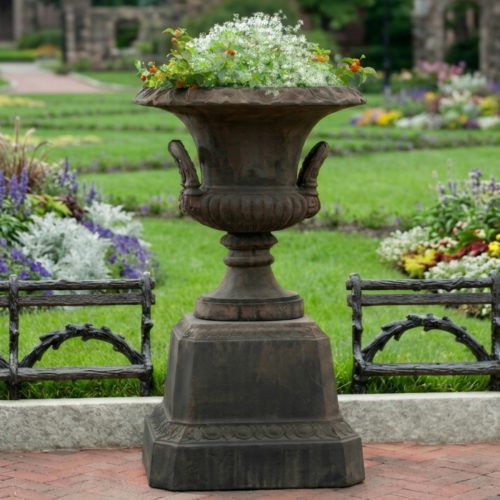 Williamsburg l’enfant urn w/ pedestal by campania international in cast stone, shown as an urn planter
